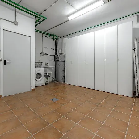 Spacious Ocean View Family Townhouse Apartment Puerto de Santiago (Tenerife)