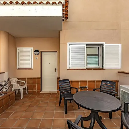 Spacious Ocean View Family Townhouse *