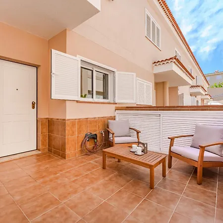 Spacious Ocean View Family Townhouse Puerto de Santiago (Tenerife)