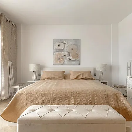 Spacious Ocean View Family Townhouse