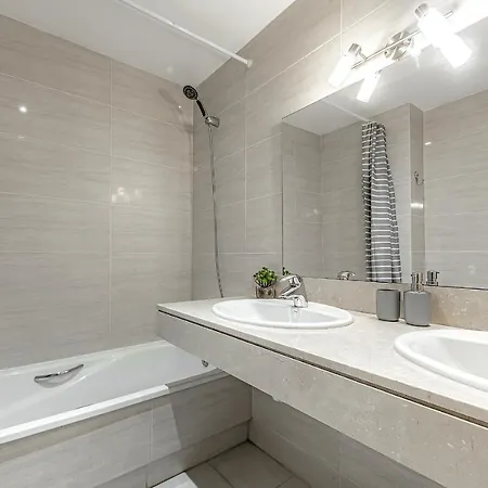 Spacious Ocean View Family Townhouse * プエルト・デ・サンティアゴ