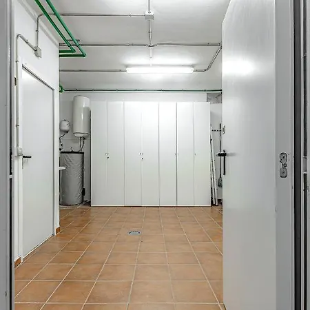 Spacious Ocean View Family Townhouse アパート *