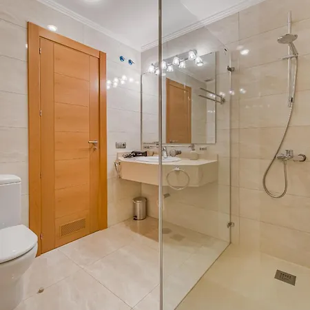 Spacious Ocean View Family Townhouse * プエルト・デ・サンティアゴ