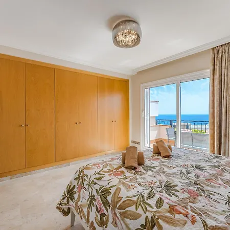 Spacious Ocean View Family Townhouse Appartement *